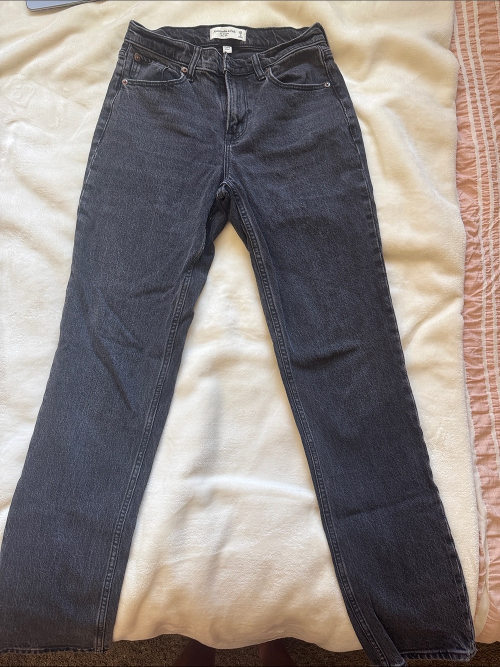 Abercrombie & Fitch Curve Love Black Straight-Leg Mid Rise Women's Jeans 26/2L